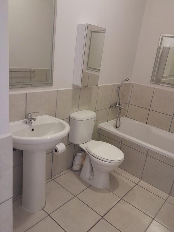 2 Bedroom Property for Sale in Island View Western Cape